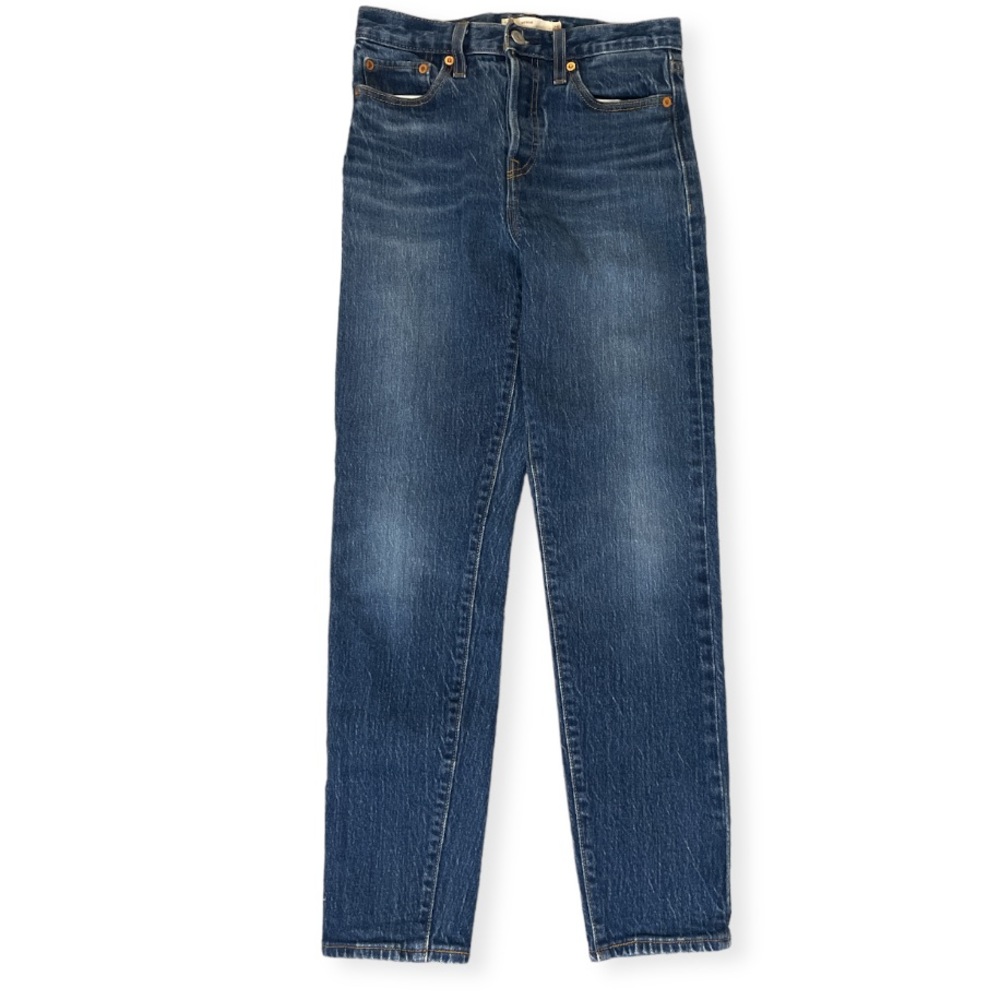 Levi’s Wedgie Tapered Straight Leg Premium Quality Jean In Medium Wash Size 25
